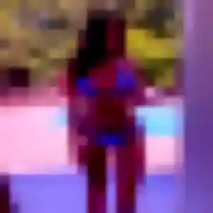 Barbara, 24 ans, veut un rencontre cougar à Aizenay