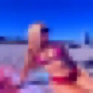 Photo de Flore à Arques (29 ans) - rencontre cougar discret