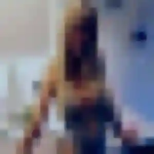 Charmante Aurelie, 29 ans à Artigues-près-Bordeaux - la contacter