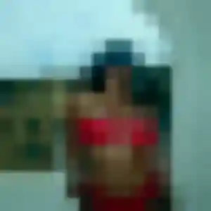 Edith, femme de 21 ans propose rencontre cougar à Artigues-près-Bordeaux