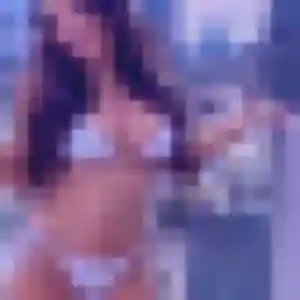 Camille, 40 ans, connectée à Aubergenville pour un rencontre cougar