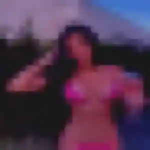 Découvre Manon, 30 ans à Beauzelle en privé