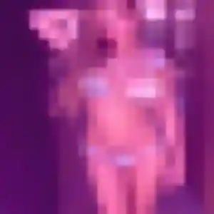 Fleur, femme de 21 ans propose rencontre cougar à Boucau