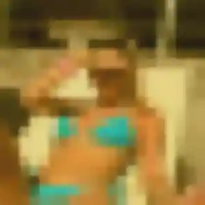 Solange de Bréal-sous-Montfort, 24 ans - rencontre cougar discret