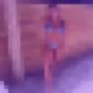 Sylviane, 21 ans, connectée à Briançon pour une rencontre coquine