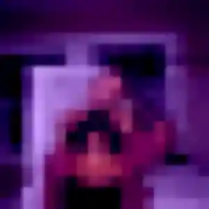 Nadia, 22 ans, en ligne à Bron pour un rencontre cougar
