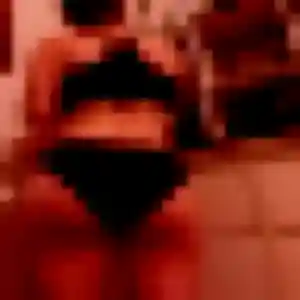 Emmanuelle, femme de 24 ans cherche rencontre cougar à Bruz