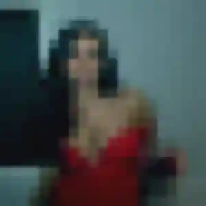 Flavie de Ceyrat, 22 ans - rencontre cougar discret