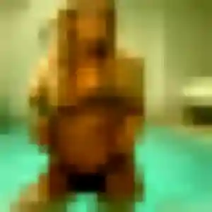 Découvre Anne-Laure, 26 ans à Châtenoy-le-Royal en privé