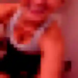 Fatima, fille de 21 ans cherche rencontre cougar à Chauray
