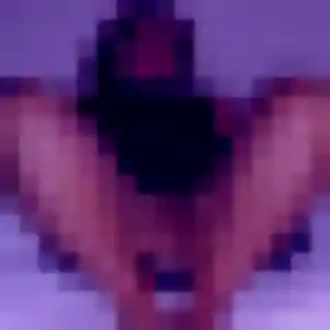 Photo de Justine à Comines (42 ans) - rencontre cougar anonyme