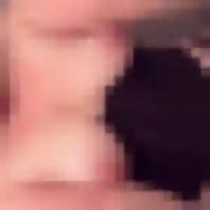 Bernadette, 19 ans, connectée à Épinay-sur-Orge pour une rencontre coquine