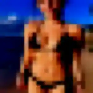 Alix, 27 ans, en ligne à Fécamp pour une rencontre coquine
