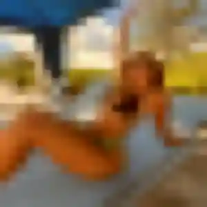 Blandine, 20 ans, en ligne à Fontenay-aux-Roses pour une rencontre coquine
