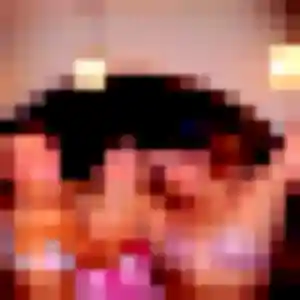 Constance, 20 ans, connectée à Givet pour une rencontre coquine