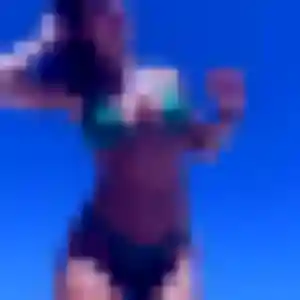 Photo sexy de Odette, 20 ans à Gleizé - plan discret