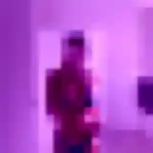 Contacte Alix, 24 ans à Grand-Couronne en privé