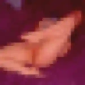 Ulrike (28 ans) à Grigny propose un rencontre cougar maintenant