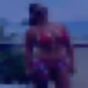Rose-Marie, 28 ans, connectée à Irigny pour une rencontre coquine
