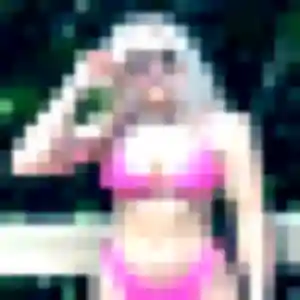 Severine, 22 ans, en ligne à Izon pour un rencontre cougar