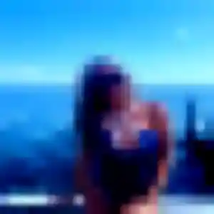 Fanny, 42 ans, connectée à L'Étang-Salé pour un rencontre cougar