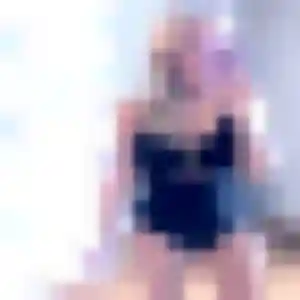 Adeline, 20 ans, connectée à Le Bourget pour une rencontre coquine