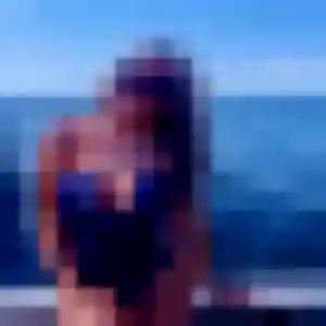 Khadija, 35 ans, connectée à Le Cateau-Cambrésis pour une rencontre coquine