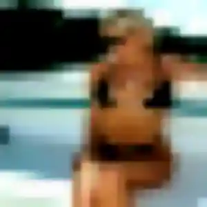Photo privée de Theresa, 34 ans à Le Chambon-Feugerolles - plan discret