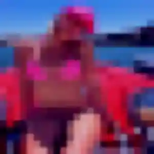 Photo privée de Iseult, 39 ans à Le Port - plan discret
