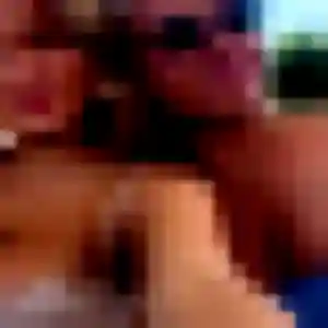 Ava de Le Val d'Hazey, 42 ans - rencontre cougar en toute liberté