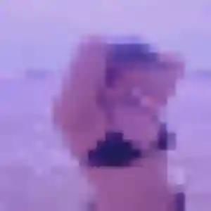 rencontre cougar à Lesneven : photo de Colombine, 21 ans - accès libre