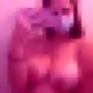 Caroline (32 ans) à Longué-Jumelles cherche un rencontre cougar rapidement