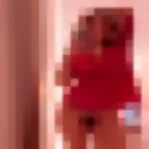Uranie, 33 ans, en ligne à Luçon pour un rencontre cougar