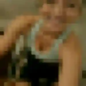 Katia, 27 ans, en ligne à Mantes-la-Ville pour un rencontre cougar