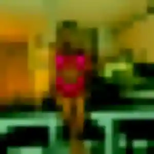 Photo privée de Aisha, 42 ans à Marignier - rencontre sans lendemain
