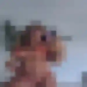 Photo de Emilie à Mazamet (28 ans) - rencontre cougar sans inscription