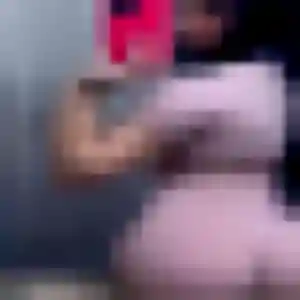 Ophelie, 19 ans, connectée à Melun pour un rencontre cougar