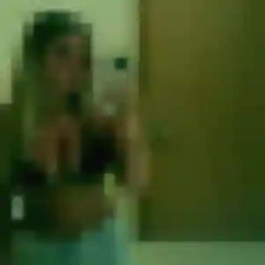 Djamila, femme de 22 ans propose rencontre cougar à Meyreuil