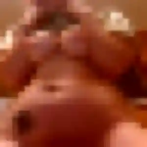 Muriel, 21 ans, cherche un rencontre cougar à Migennes