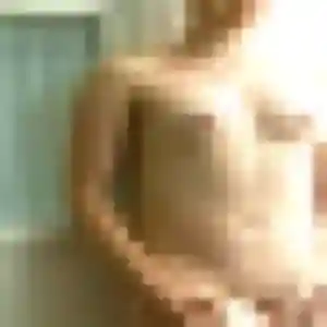 Fleur (24 ans) à Milhaud cherche un rencontre cougar rapidement