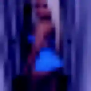 Amira, 28 ans, connectée à Montrevault-sur-Èvre pour un rencontre cougar