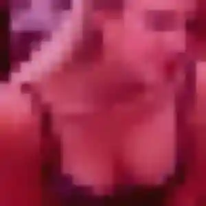Yasmine, 27 ans, disponible à Montrevault-sur-Èvre pour un rencontre cougar