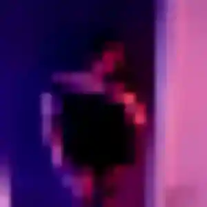 Ingrid, 20 ans, en ligne à Mornant pour un rencontre cougar