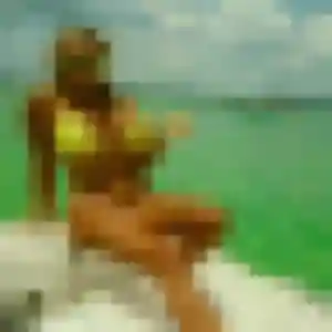 Sexy Lamia, 21 ans à Pavilly - découvrir son profil