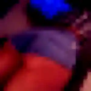 Anne-Charlotte, 22 ans, en ligne à Peypin pour un rencontre cougar