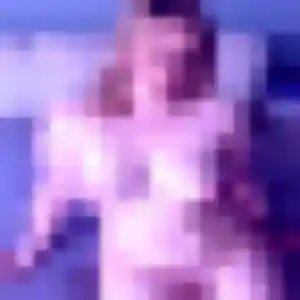 Flore, 24 ans, dispo pour rencontre cougar à Plougastel-Daoulas