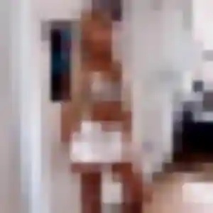 Contacte Geraldine, 20 ans à Poussan gratuitement