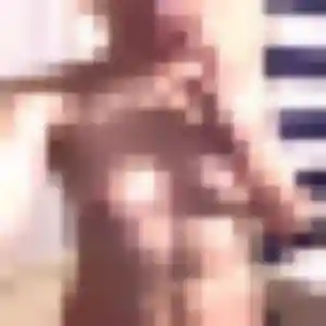Lina (36 ans) à Rambervillers attend un rencontre cougar ce soir