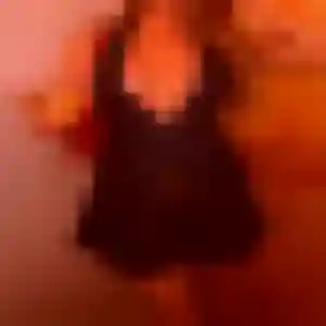 Découvre Jacqueline, 30 ans à Roche-la-Molière gratuitement