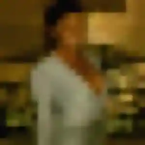 Profil de Natacha à Roquefort-les-Pins (31 ans) - rencontre cougar discret